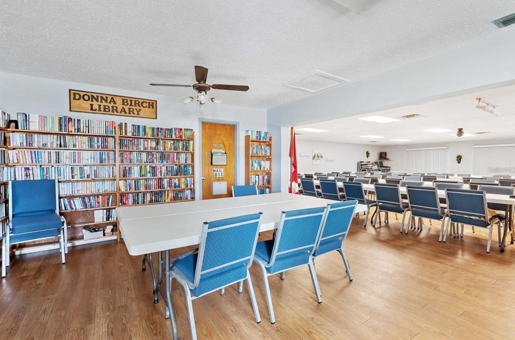 36341 Bonney Dr, Zephyrhills FL 33541-0784 exterior