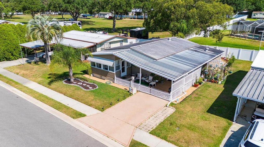 36341 Bonney Dr, Zephyrhills FL 33541-0784 exterior