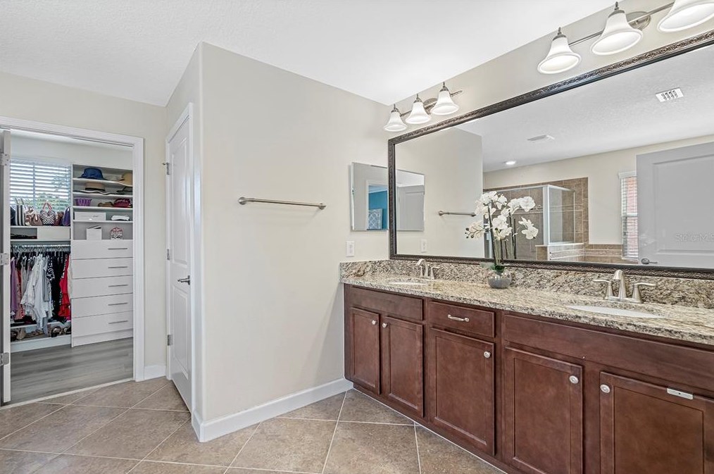 11857 Frost Aster Dr, Riverview FL  33579-4101 exterior