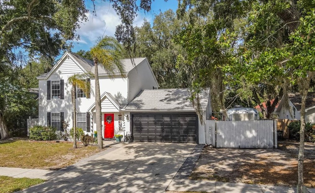 516 Emberwood Dr, Brandon FL  33511-7960 exterior