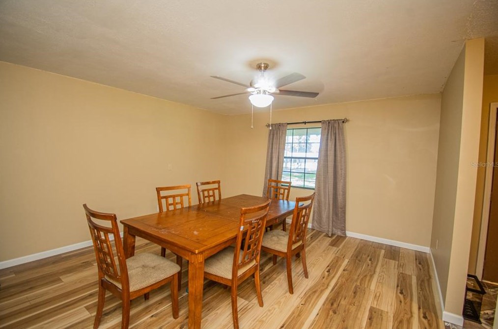 4805 Bugg Rd, Plant City FL  33567-2548 exterior