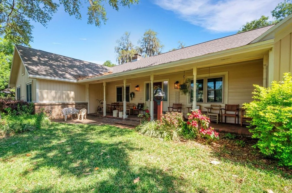 3680 Swindell Rd, Plant City FL  33565-2551 exterior