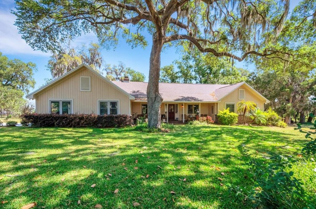 3680 Swindell Rd, Plant City FL  33565-2551 exterior