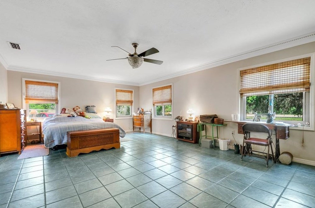 3680 Swindell Rd, Plant City FL  33565-2551 exterior