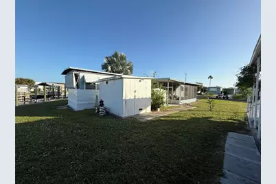 116 W Saint Johns Way, Apollo Beach, FL 33572 - Photo 3