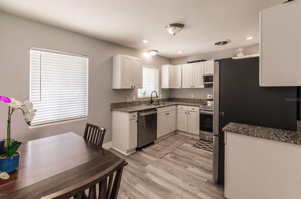 1838 1st Ave, Bradenton FL  34208-1404 exterior