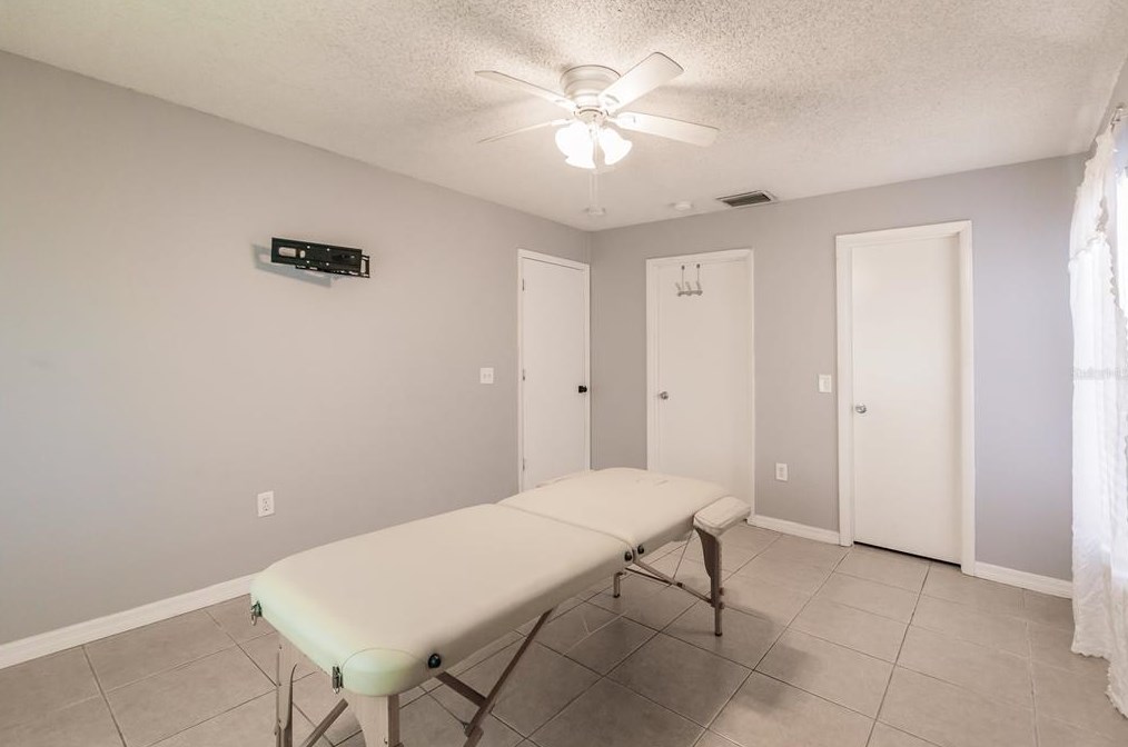 1838 1st Ave, Bradenton FL  34208-1404 exterior