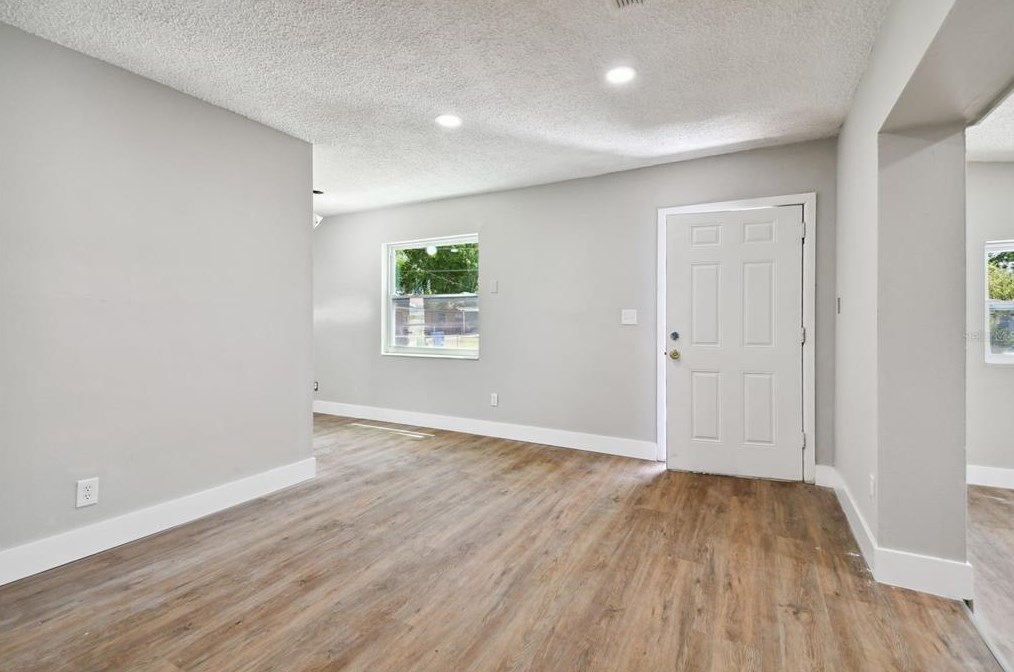 5207 84th St, Tampa FL 33619-7116 exterior