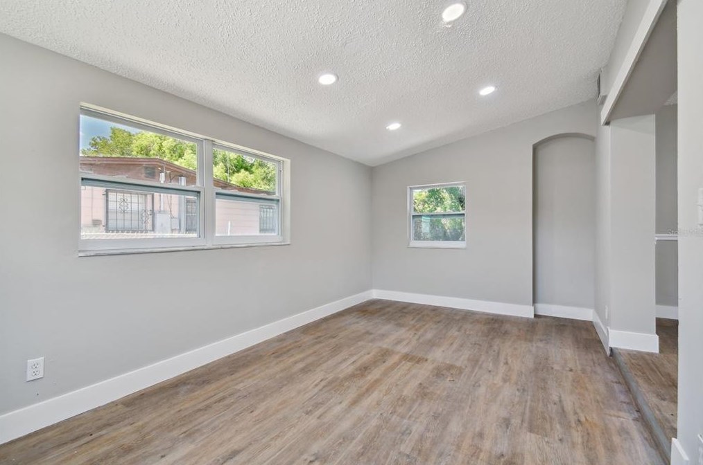 5207 84th St, Tampa FL 33619-7116 exterior