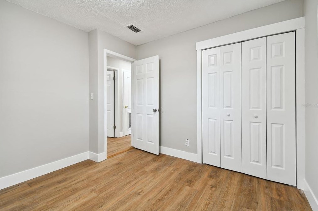 5207 84th St, Tampa FL 33619-7116 exterior