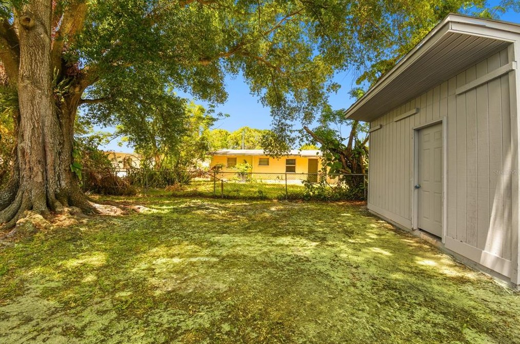 5207 84th St, Tampa FL 33619-7116 exterior