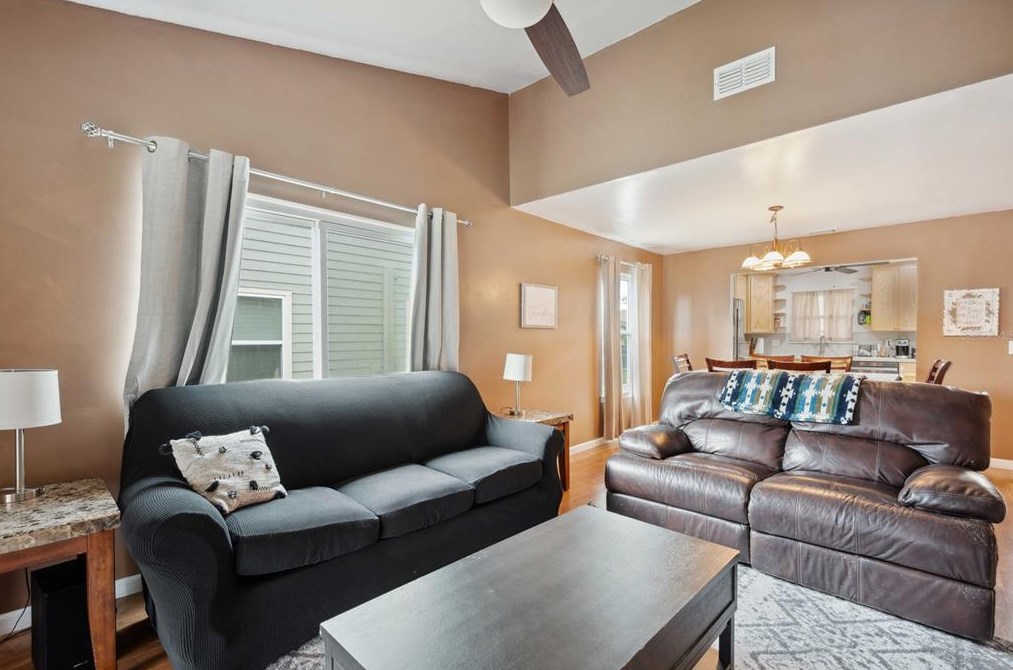 35138 Whispering Oaks Blvd, Dade City FL  33523-8961 exterior