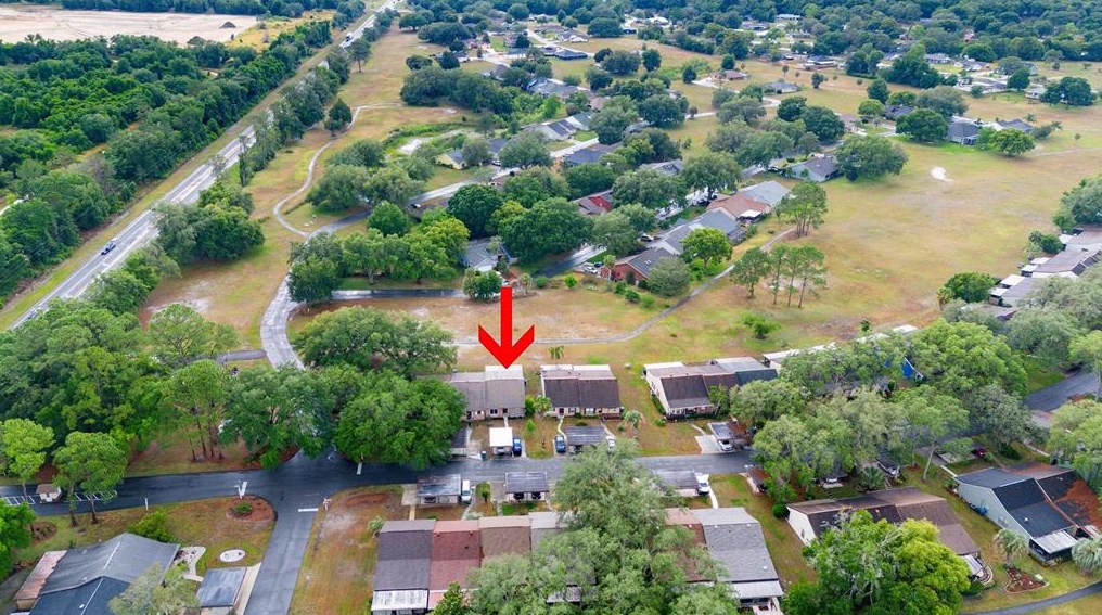 35138 Whispering Oaks Blvd, Dade City FL  33523-8961 exterior