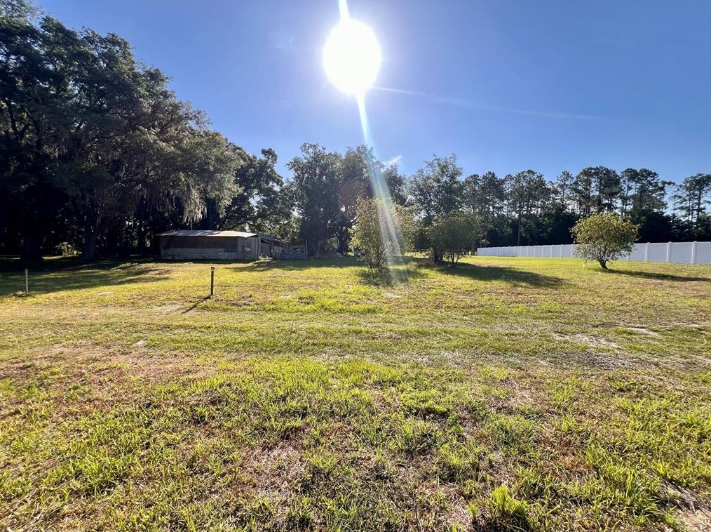 32720 Tyndall Rd, Zephyrhills FL  33545-6118 exterior