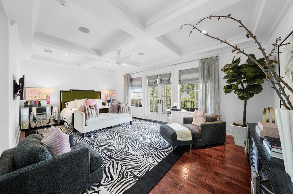 4919 Melrose Ave, Tampa FL 33629-5527 exterior