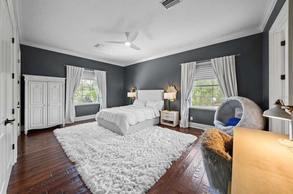 4919 Melrose Ave, Tampa FL 33629-5527 exterior