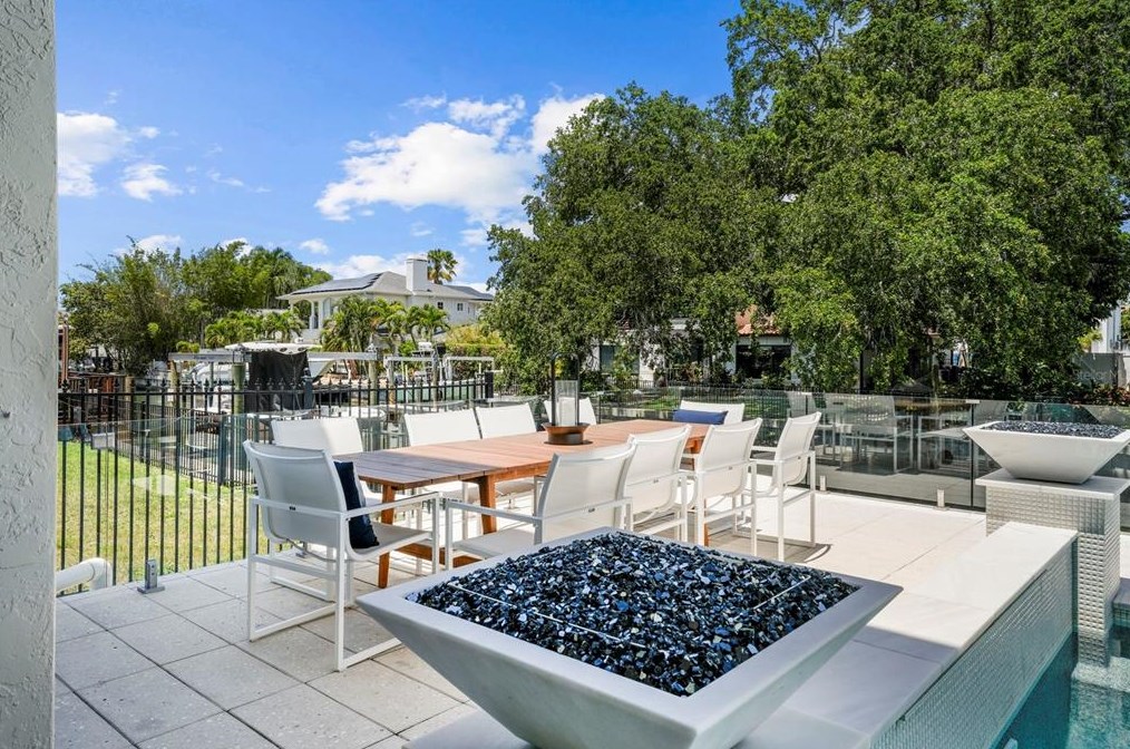 4919 Melrose Ave, Tampa FL 33629-5527 exterior