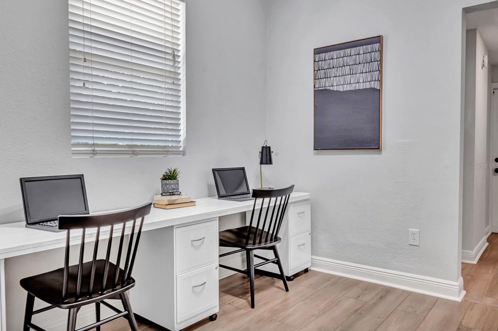 3005 Douglas St, Tampa FL  33607-1215 exterior