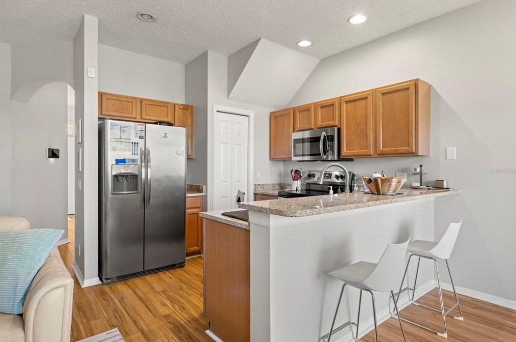 522 Black Lion Dr, Saint Petersburg FL  33716-3472 exterior