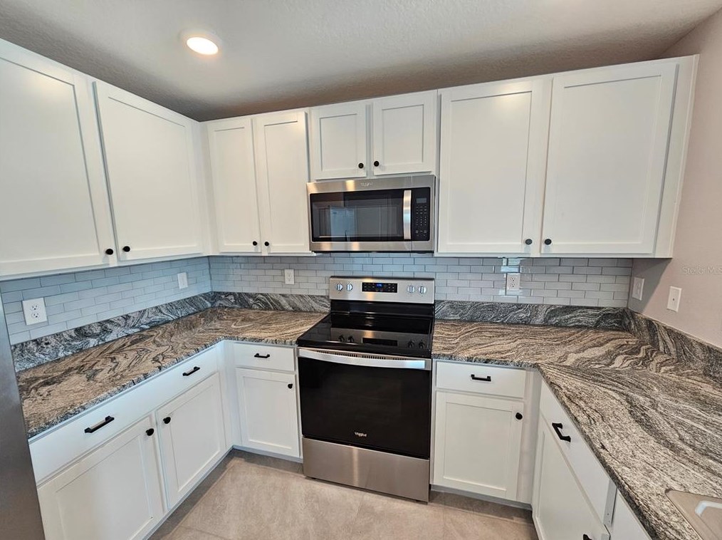 16851 Delia St, Wimauma FL  33598 exterior