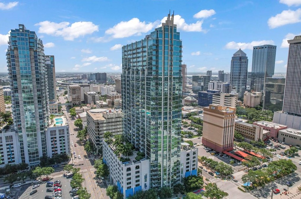 777 Ashley Dr, Tampa FL  33602-4356 exterior