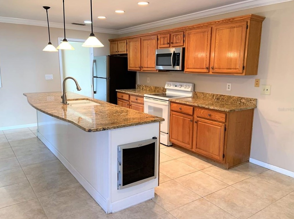 13614 Clubside Dr, Tampa FL  33624-3426 exterior