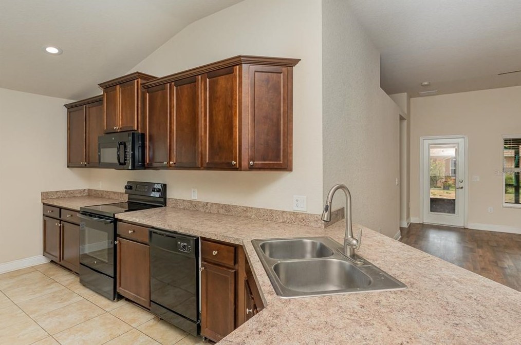 1358 Buckeye Trace Blvd, Winter Haven FL  33881-3200 exterior