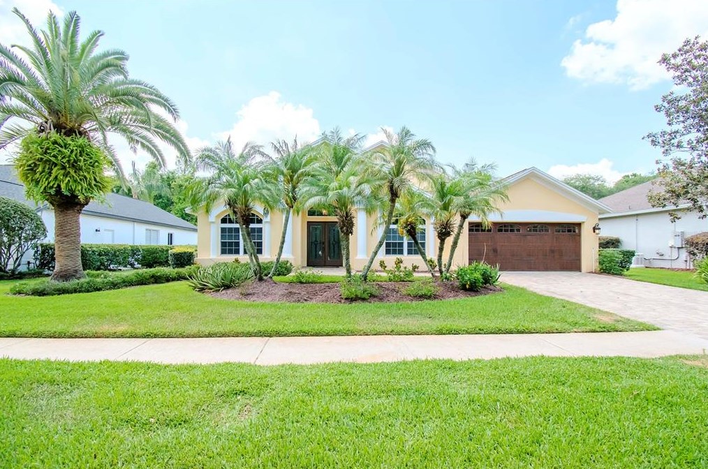 18806 Chemille Dr, Lutz FL  33558-2819 exterior
