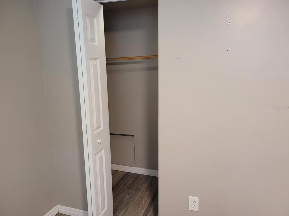 6145 Maplewood Dr, New Port Richey FL exterior