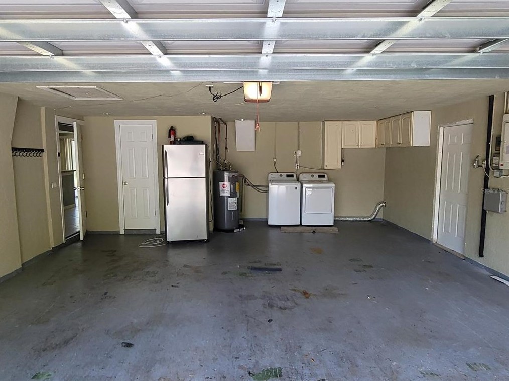 6145 Maplewood Dr, New Port Richey FL exterior