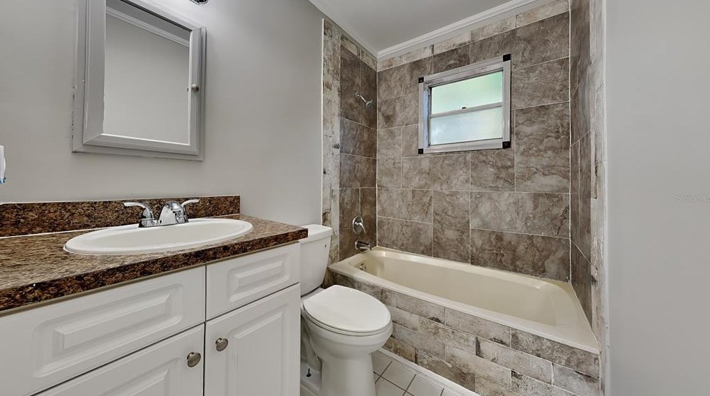 15204 Omaha St, Port Richey FL  34667-3662 exterior