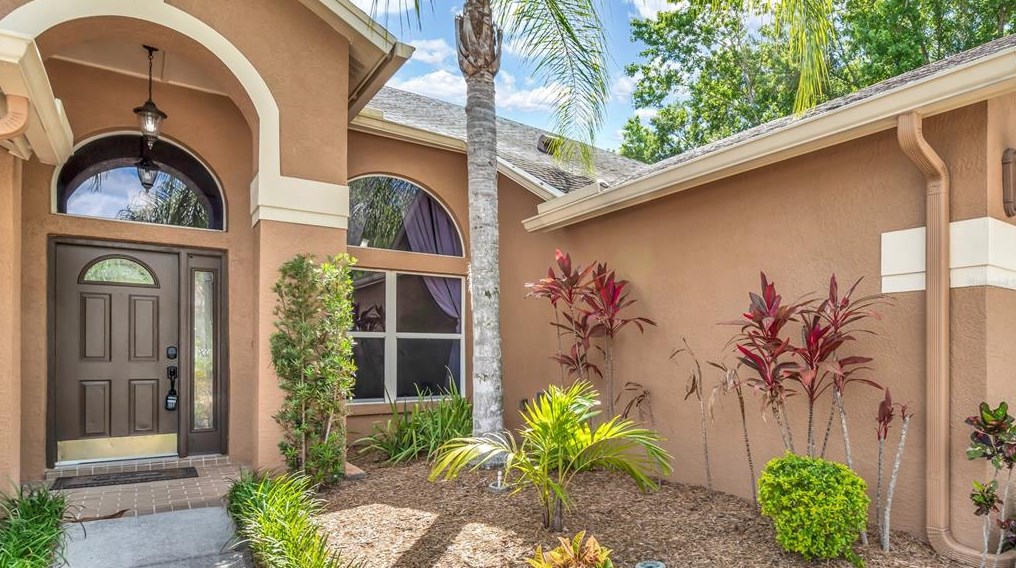 29135 Rivergate Run, Zephyrhills FL  33543-6547 exterior