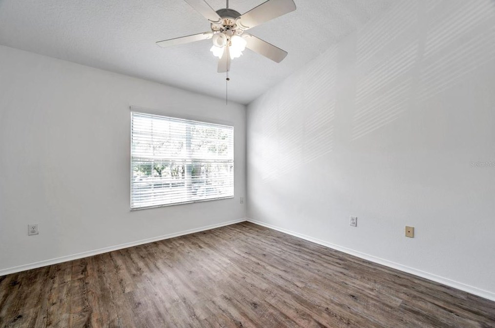 30233 Lacledes Ln, Zephyrhills FL  33543-7655 exterior
