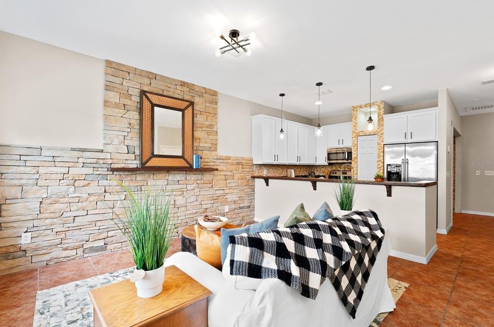 10310 Stone Moss Ave, Tampa FL 33647-3533 exterior