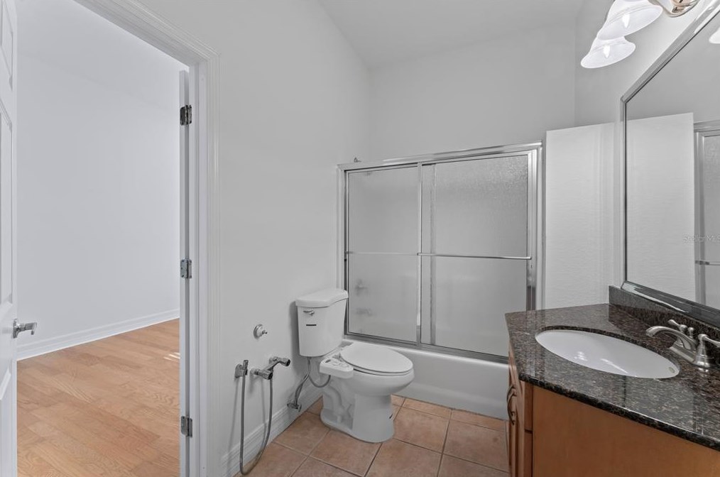 1102 Moody Ave, Tampa FL  33629-4725 exterior