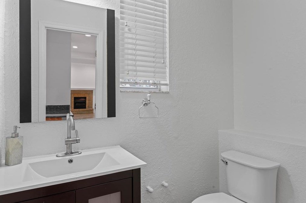 1102 Moody Ave, Tampa FL  33629-4725 exterior