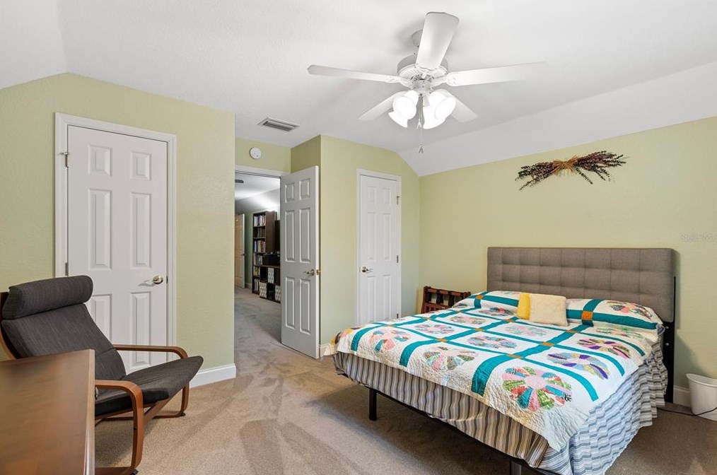 6207 Forestwood Dr, Lakeland FL 33811-2401 exterior