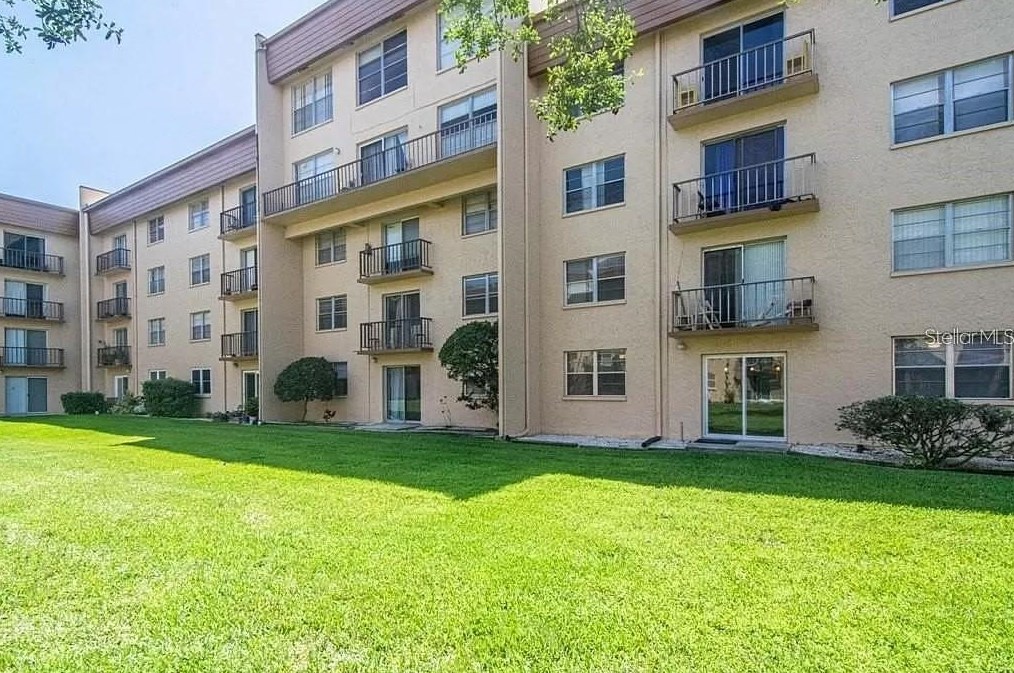 5820 Church Ave, Tampa FL 33614-5618 exterior