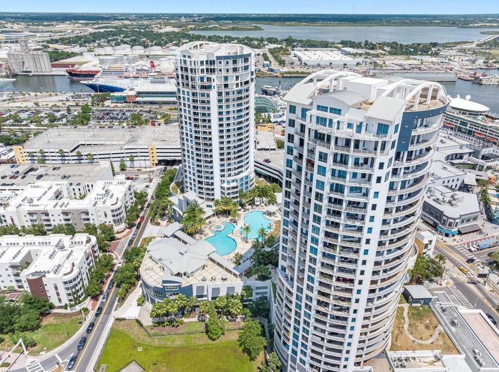 449 12th St, Tampa FL  33602-5606 exterior