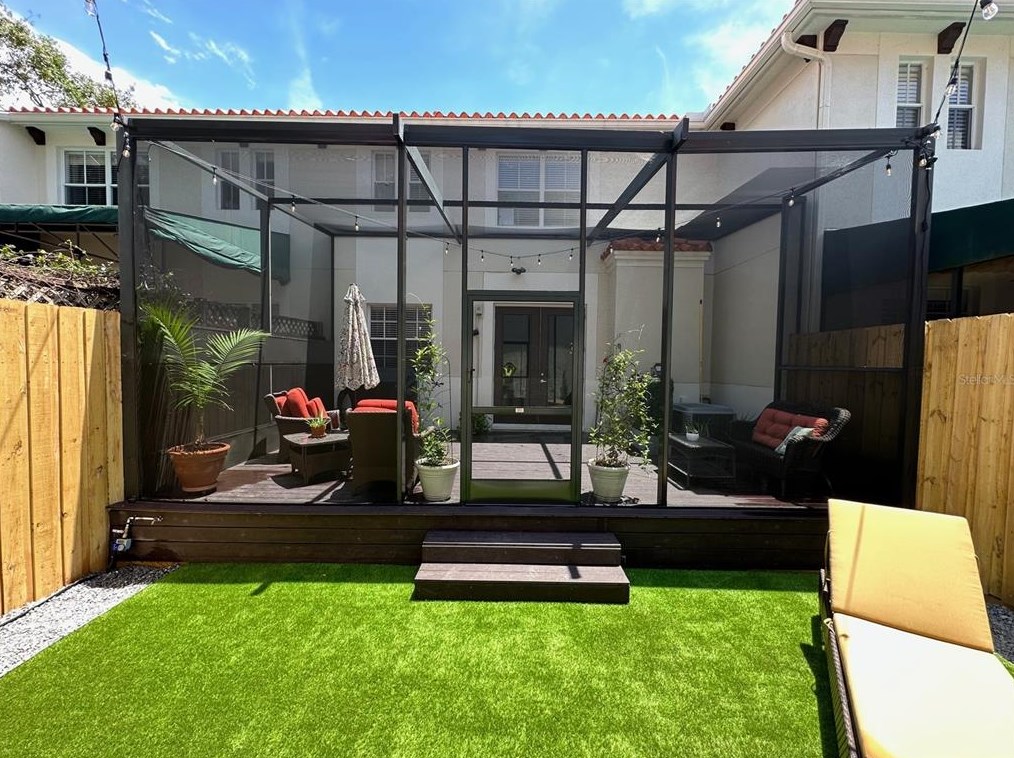 5218 Bayshore Blvd, Tampa FL  33611-4110 exterior