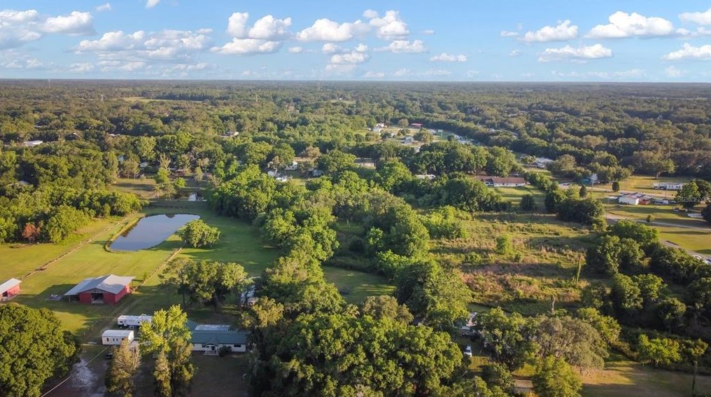 7803 Four Pines Rd, Plant City FL  33565-3129 exterior