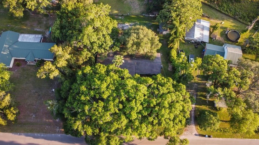 7803 Four Pines Rd, Plant City FL  33565-3129 exterior