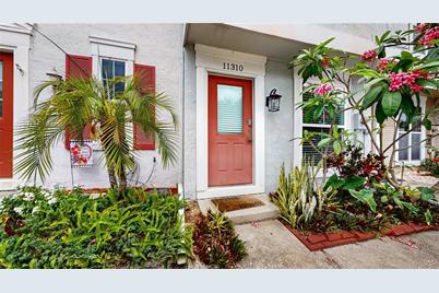 11310 Stratton Park Drive #1, Temple Terrace, FL 33617 - Photo 1