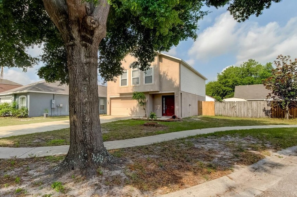 6209 Gassino Pl, Riverview FL  33578-8396 exterior