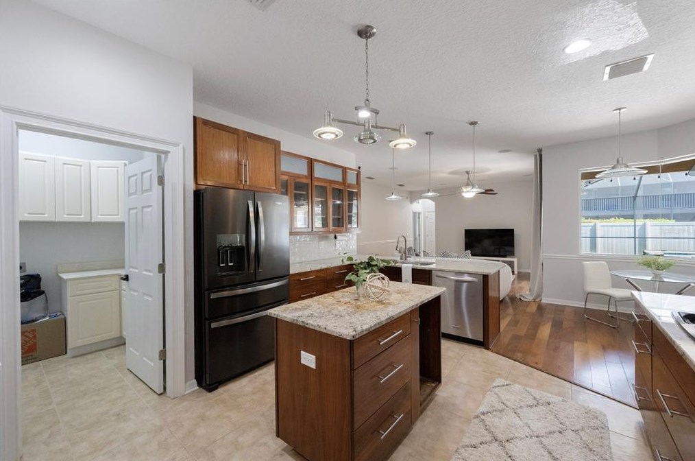 6935 Grn Heron Dr, Zephyrhills FL 33545-3894 exterior