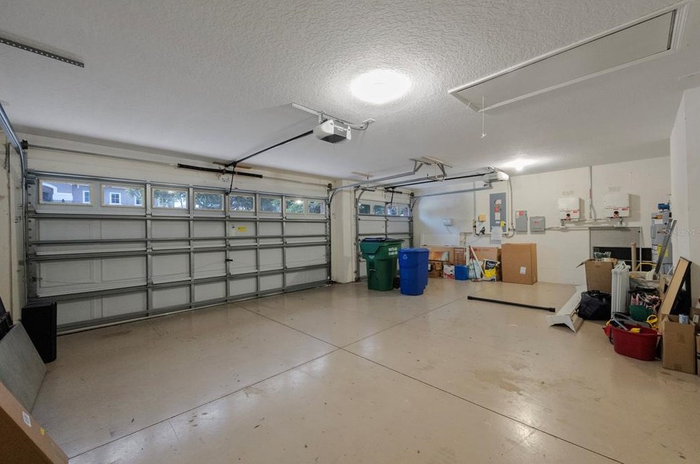 6935 Grn Heron Dr, Zephyrhills FL 33545-3894 exterior