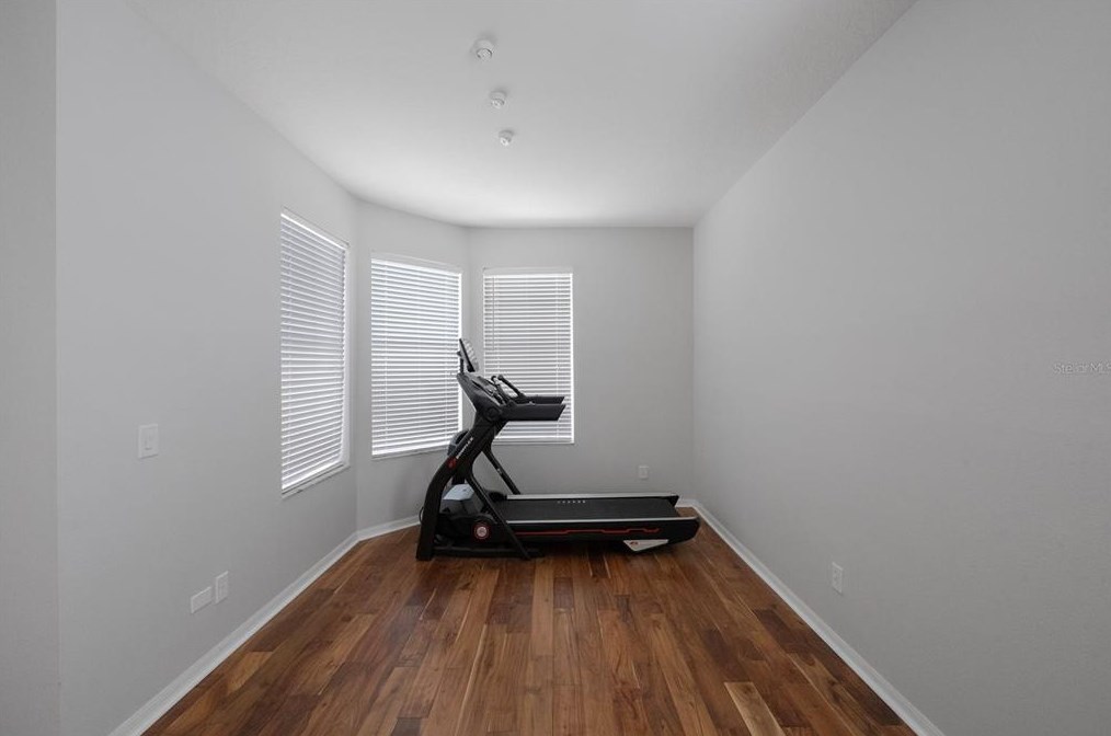 6935 Grn Heron Dr, Zephyrhills FL 33545-3894 exterior