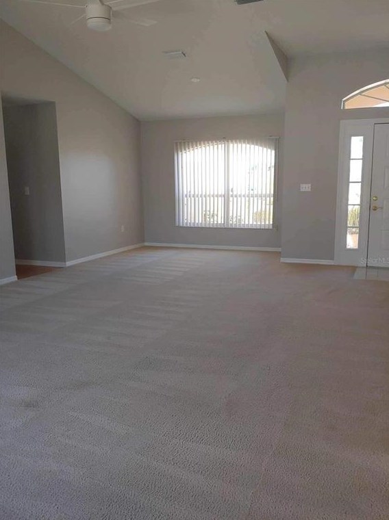 318 Caloosa Palms Ct, Ruskin FL 33573-6933 exterior