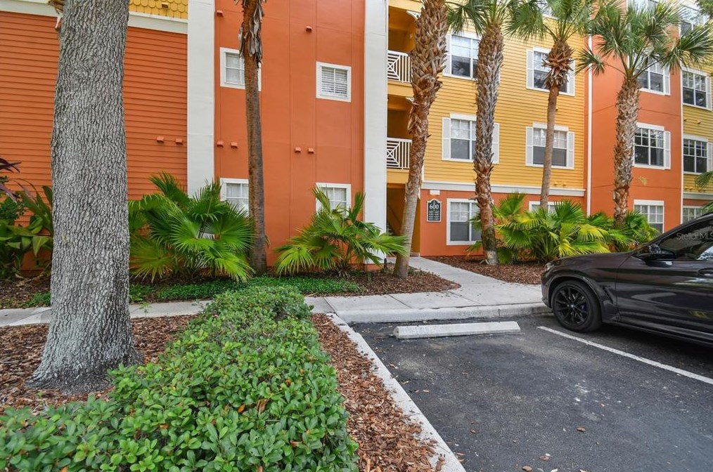 4207 Dale Mabry Hwy, Tampa FL 12105-1423 exterior