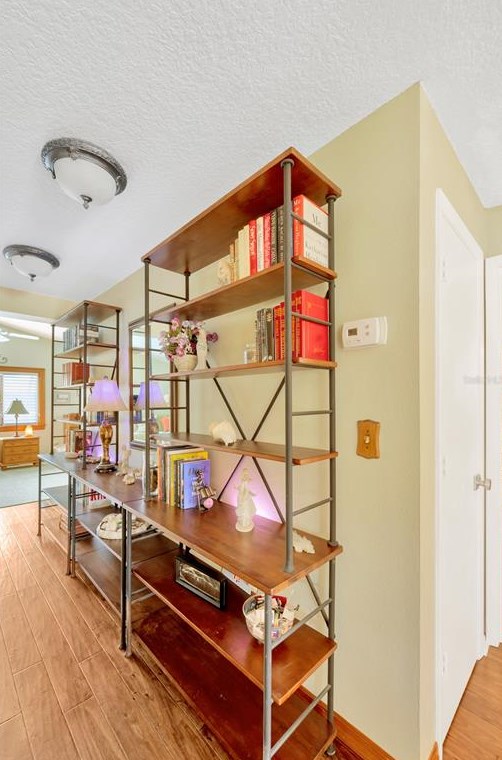 1514 Woonsocket Ln, Brandon FL  33511-1823 exterior